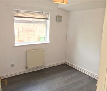 Elkstone Close, Worcester - Photo 2