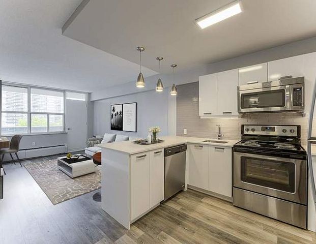 88 Erskine Ave. | 88 Erskine Ave., Toronto - Photo 1