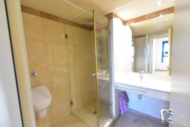 4 room luxury Apartment for rent in Barcelona, Spain - Photo 1