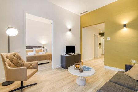 Carrer de Sepúlveda, Barcelona, Catalonia 08015 - Photo 4