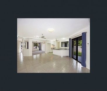 10 Chloe Ct, Mount Louisa - Photo 2
