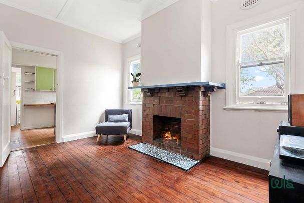 25 Maud Street, Mayfield West NSW 2304 - House For Rent | Domain - Photo 1