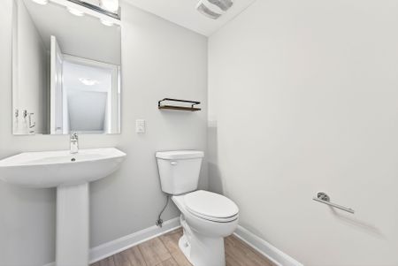 For Lease - 1201 CHAPMAN MILLS Drive, Barrhaven, Ontario - Photo 5