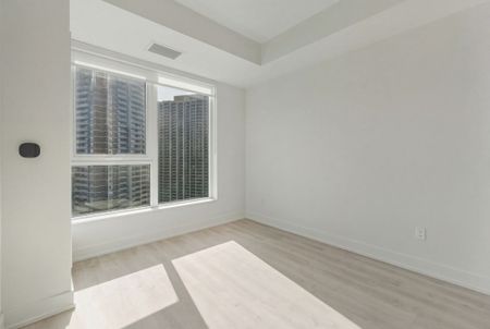 For Lease - 60 Central Park Roadway N/A Unit# 1605, Toronto, Ontario - Photo 3