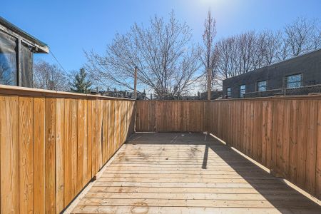 For Lease - 571 St Clair Avenue, Toronto, Ontario - Photo 4