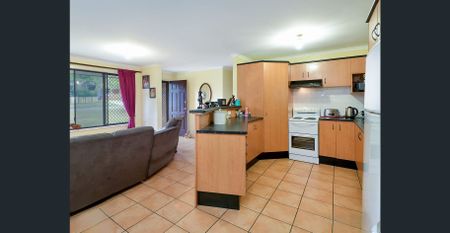 3-Bedroom Family Home with Spacious Backyard - Photo 2