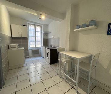 Location Appartement 1 pièce 31m² CARCASSONNE 11000 - Photo 5
