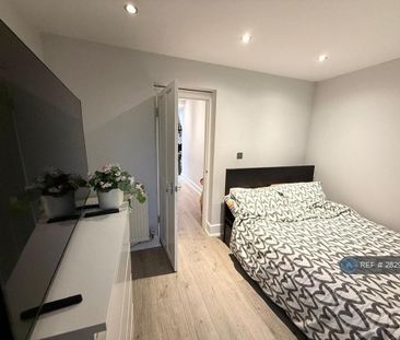 1 bedroom maisonette to rent - Photo 2