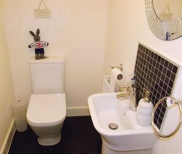 Blackburn Way, West Wick, Weston-Super-Mare - Photo 5
