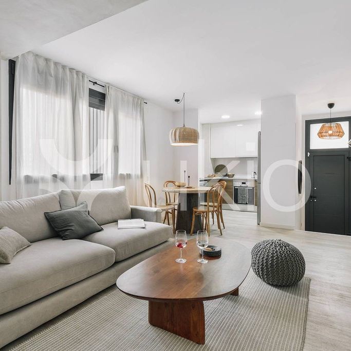 3 room luxury Apartment for rent in Barcelona, Spain - Photo 1