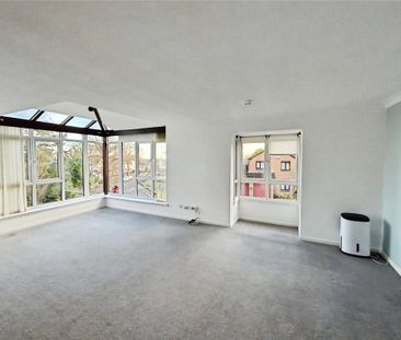 4 bedroom detached house to rent - Photo 4