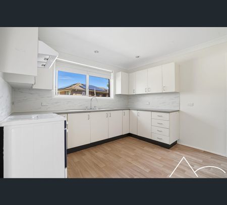 20 Euphrates Place, Kearns, NSW 2558 - Photo 2