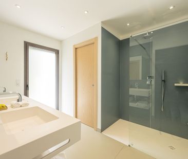 Rental Villa Ajaccio 6 Rooms 250 m² - Photo 4