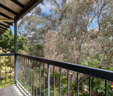 LOVELY CENTRAL 2 BEDROOM 1 BATHROOM RIVERSIDE APARTMENT - Photo 2