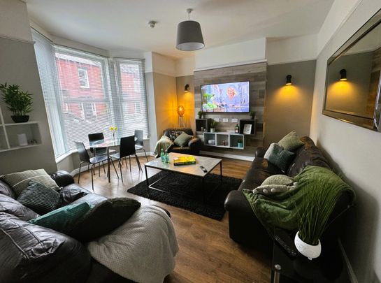 7 Bed Terraced House, Ramilies Road, L18 - Photo 1