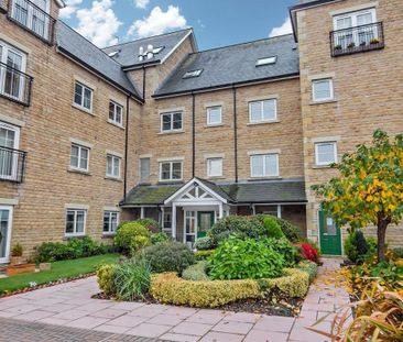 2 bedroom ground floor flat to rent - Photo 2