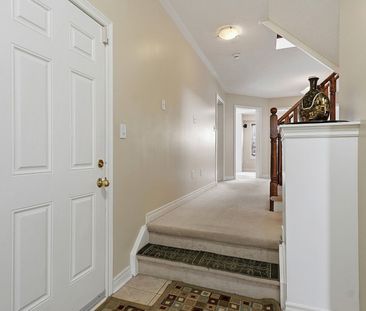 For Lease - 32 Warnford Circle, Ajax, Ontario - Photo 3