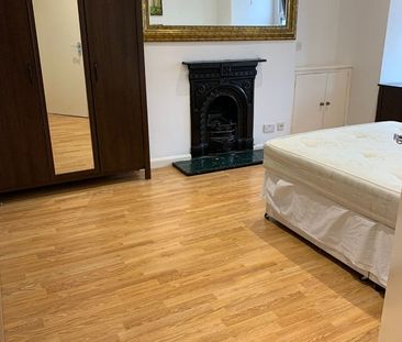 Room in a Shared Flat, Rutland Park Mansions, NW2 - Photo 1