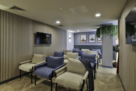 1 bedroom in a flat share to rent - Photo 4