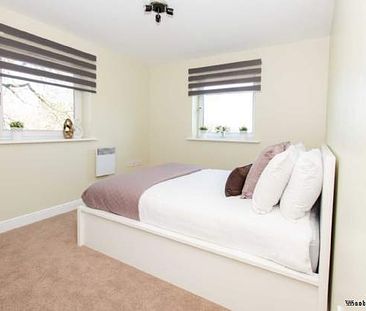 2 bedroom property to rent in Crawley - Photo 1