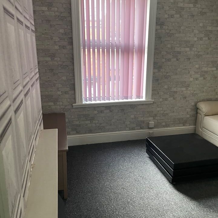 2 Bed Flat, Nowell Place, LS9 - Photo 1