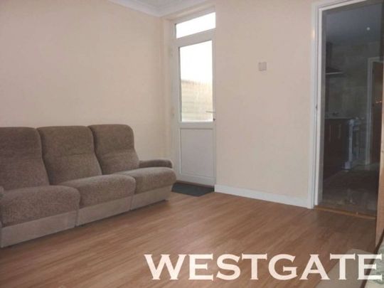 4 Bed - Highgrove Street, Reading - Photo 1