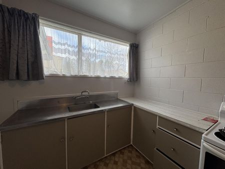 2/178 Broadway, Marton - Photo 2