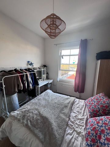 Room in a Shared Flat, Lavender Hill, SW11 - Photo 4