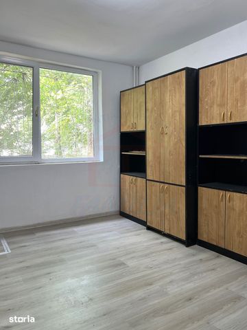 Garsonieră de închiriat – Micro 19, parter | Ideală pentru elevi - Photo 2
