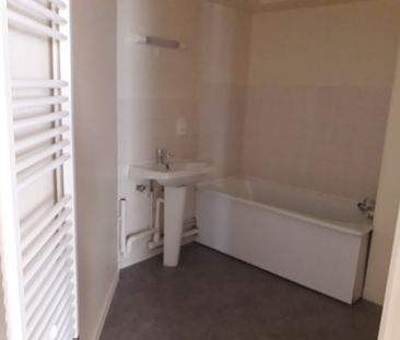 Location Appartement 3 pièces 70 m² La Châtre - Photo 6
