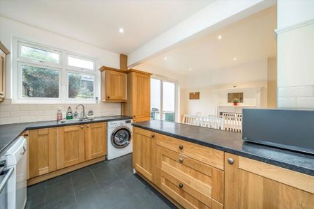 4 bedroom house to rent - Photo 5