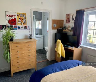 5 bedroom detached house to rent - Photo 3