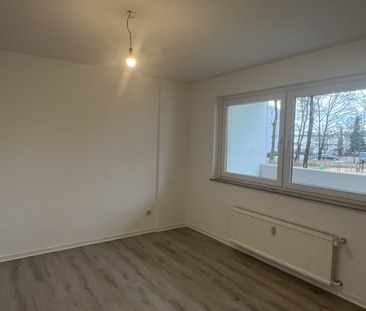 !!Schnell sein!! *Frisch renoviert* Helle 2-Zimmerwohnung mit BALKO... - Photo 6