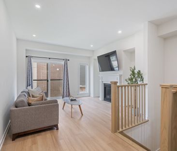 For Lease - 81 Winters Crescent, Collingwood, Ontario - Photo 2