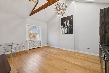 Eccleston Square, London, SW1V flat - penthouse to rent - Photo 2
