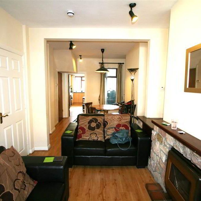 42 Sandymount Street, Off Stranmillis Road, Belfast, BT9 5DP - Photo 1