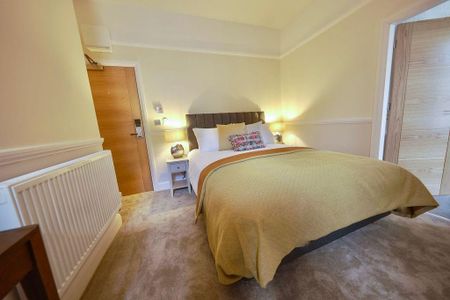 4 bedroom house of multiple occupation to rent - Photo 4