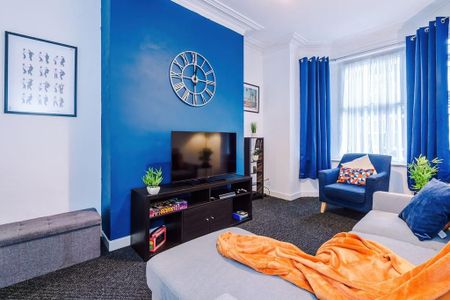 3 bedroom terraced house to rent - Photo 5