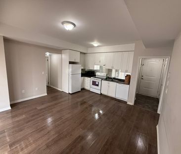 For Lease - 3135 Boxford Crescent Unit# 11, Mississauga, Ontario - Photo 4