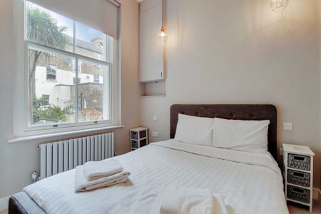 Price £575 pw - Available 16/12/2025 - Furnished - Photo 5