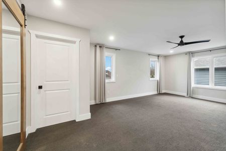 For Lease - 210 South Pelham Road, Welland, Ontario - Photo 5