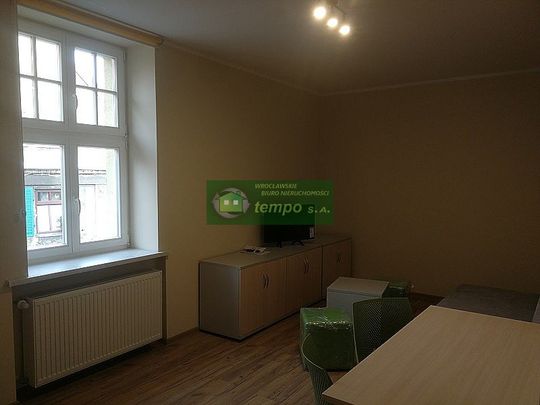 Wałbrzych, Śródmieście - Rynek - 2 200,00 zł - Zdjęcie 1