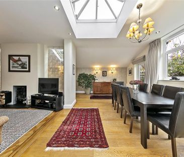 5 bedroom detached house to rent - Photo 3