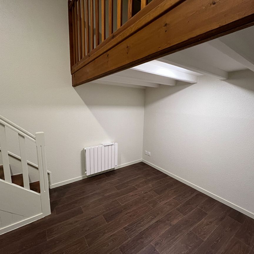 Location Appartement 1 pièce 31m² - Photo 1