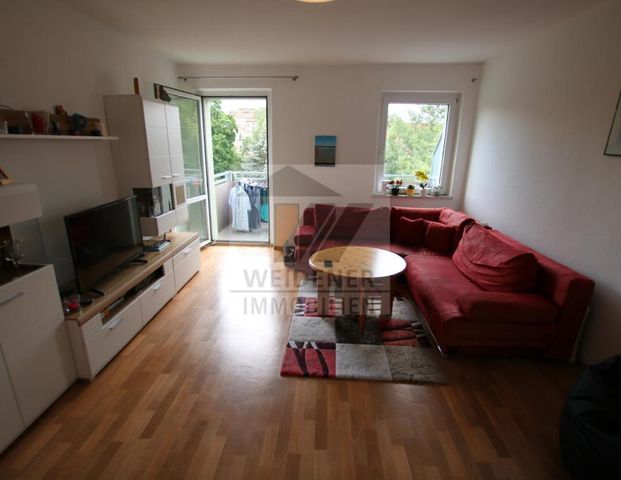 Süd-Balkon, Bad mit Wanne & Dusche – Ruhige Lage mit Blick ins Grüne! - Foto 1