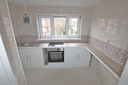 2 bedroom apartment to rent - Photo 3