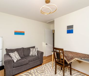 For Lease - 2034 Saunderson Drive Unit# A, Elmvale Acres and Area, ... - Photo 5