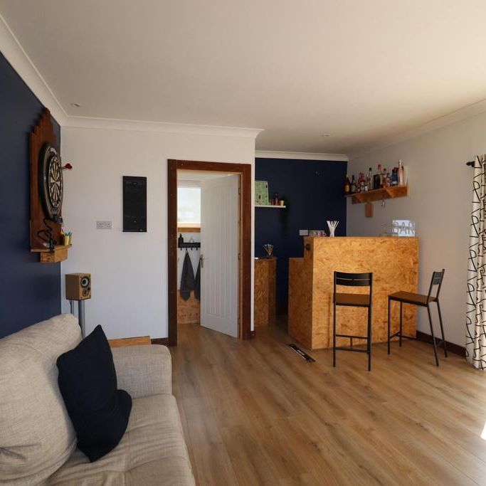 3 bedroom semi-detached house to rent - Photo 1