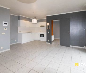 Centraal gelegen gelijkvloers appartement met terras! - Photo 3