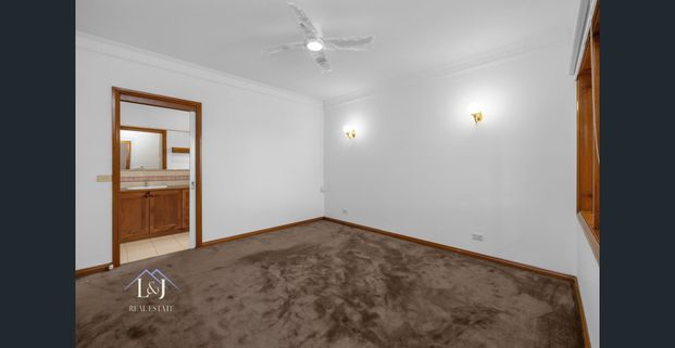 CONVENIENT LOCATION! READY FOR SOMEONE TO CALL IT HOME - Photo 1